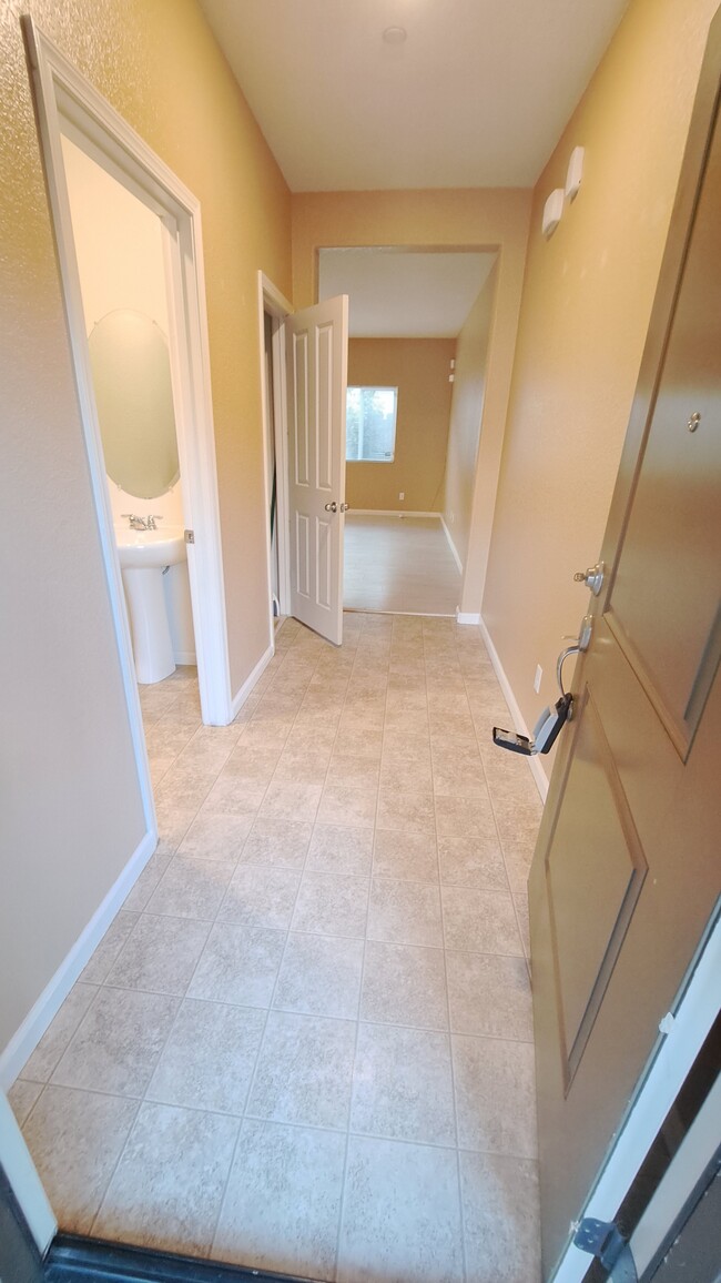 Building Photo - 120 Alboran Sea Cir