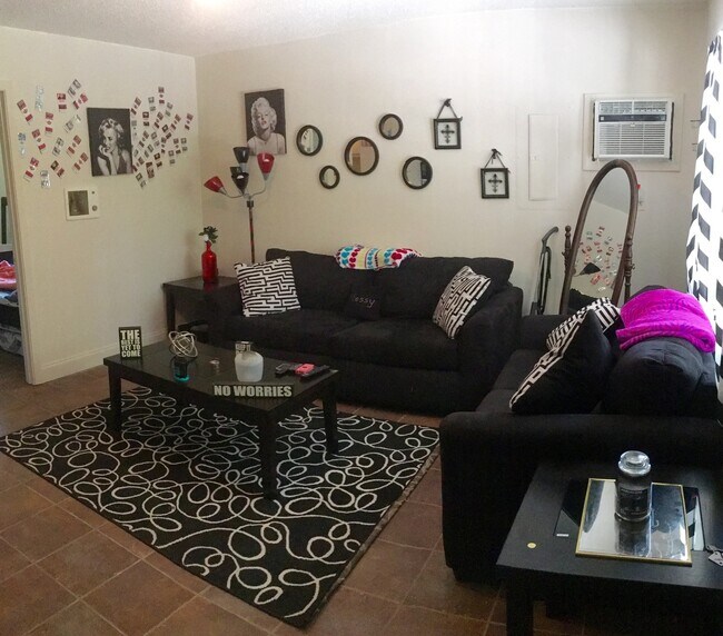 Foto del edificio - 15B Private Rd 1109