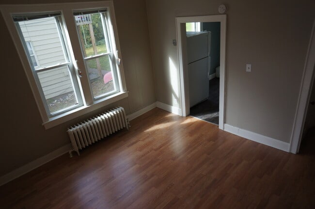 Foto del edificio - 1127 E 3rd St