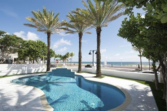Foto del edificio - 3350 NE 14th Ct