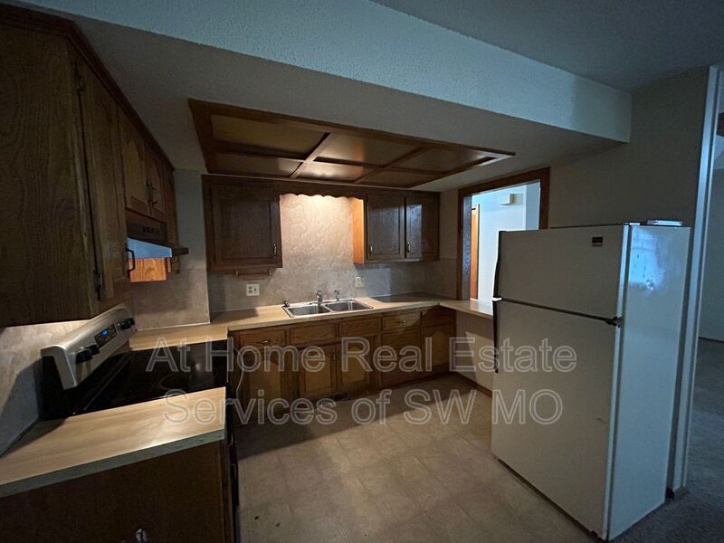 Primary Photo - 459 W Grand St