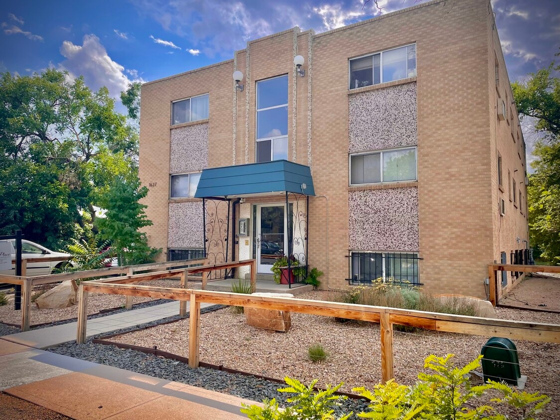 Geneva Place 1627 Geneva St Aurora, CO