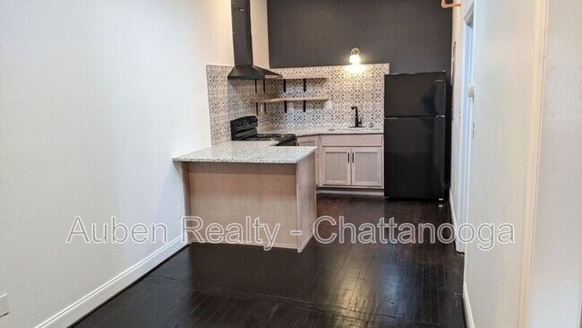 Foto del edificio - 3925 Redding Rd