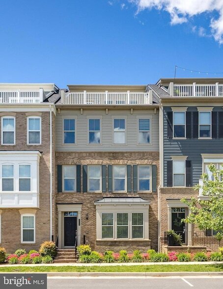 Foto principal - 1705 Cottonwood Grove Rd