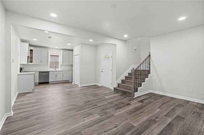 Foto del edificio - 94 Crumley St SE