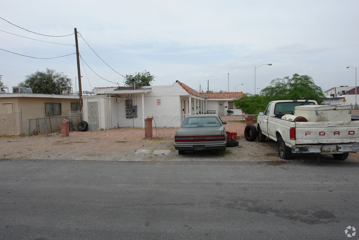 Foto del edificio - 1119 D St