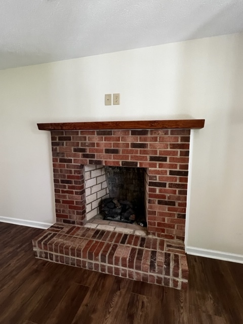 Building Photo - 980 Brookside Camp Rd
