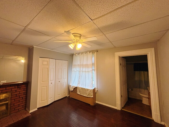 Foto del edificio - 5432 Baywood St