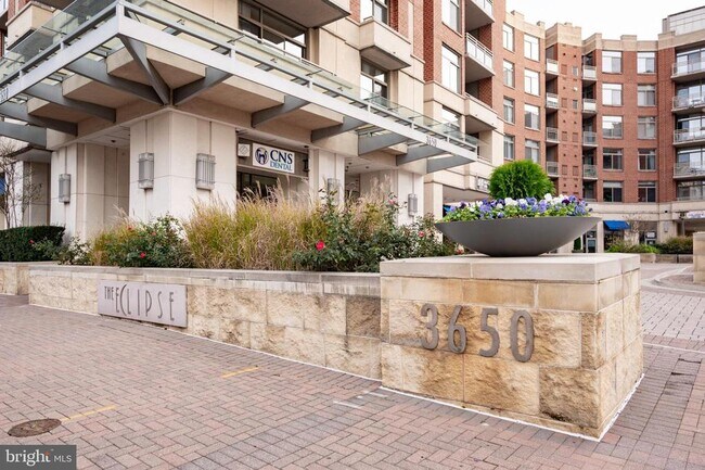 Foto del edificio - 3600 S Glebe Rd