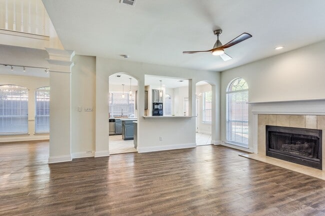 Building Photo - 4409 Brigade Ct