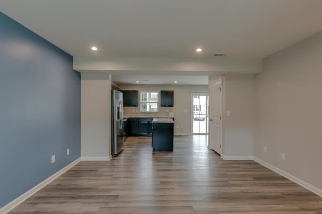 Building Photo - 2935 Winterberry Dr