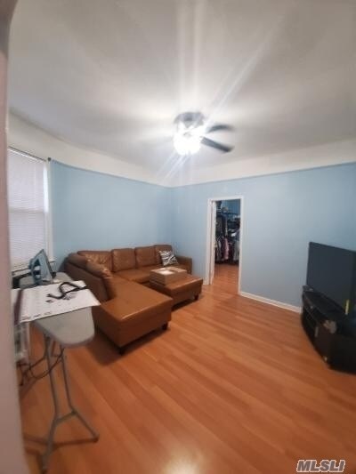 Foto del edificio - 51-52-5148 48th St