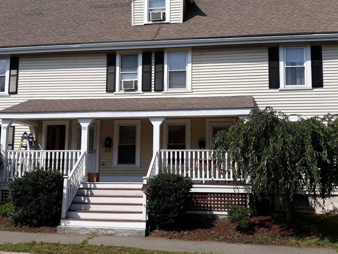 95 Dalby St, Newton, MA 02458 Townhome Rentals in Newton MA