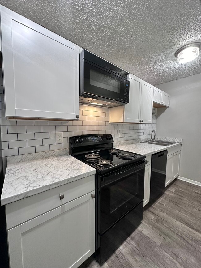 Building Photo - The Hammond Apartments