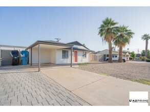 Building Photo - 4609 E Almeria Rd