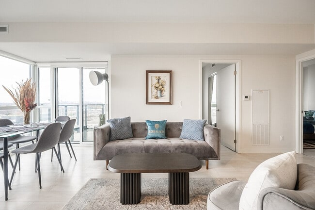 Building Photo - 6 Sonic Way