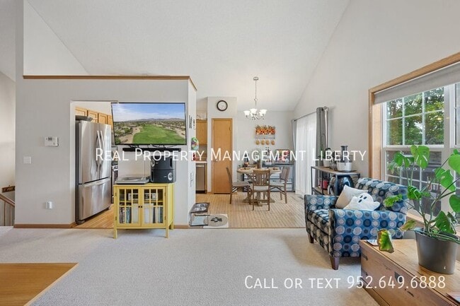Building Photo - 1412 Yorkshire Ln