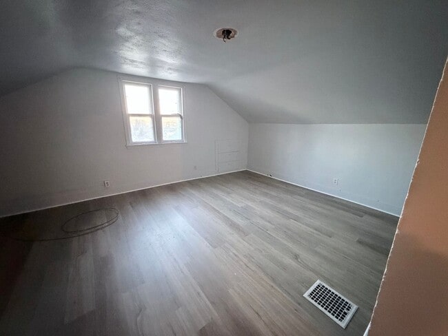 Foto del edificio - 2321 Dupont St