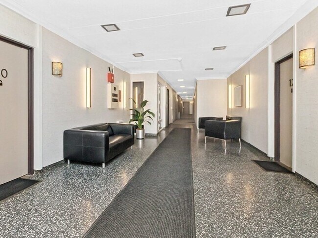 Foto del edificio - 100 Marion St