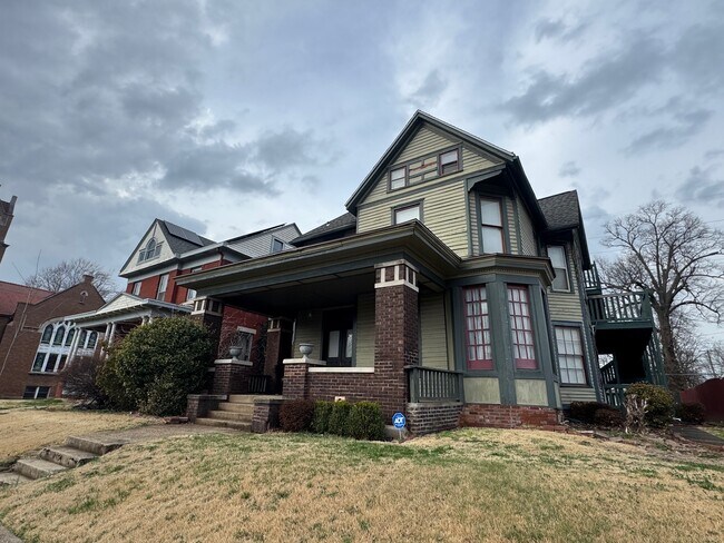 Foto del edificio - 506 Washington Ave