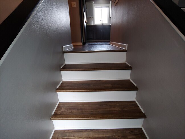Foto del edificio - 6719 North 110th Avenue