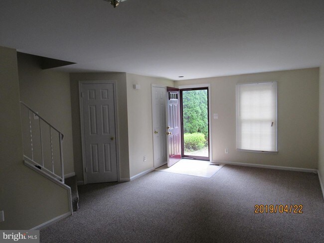 Building Photo - 21 Strath Haven Ct