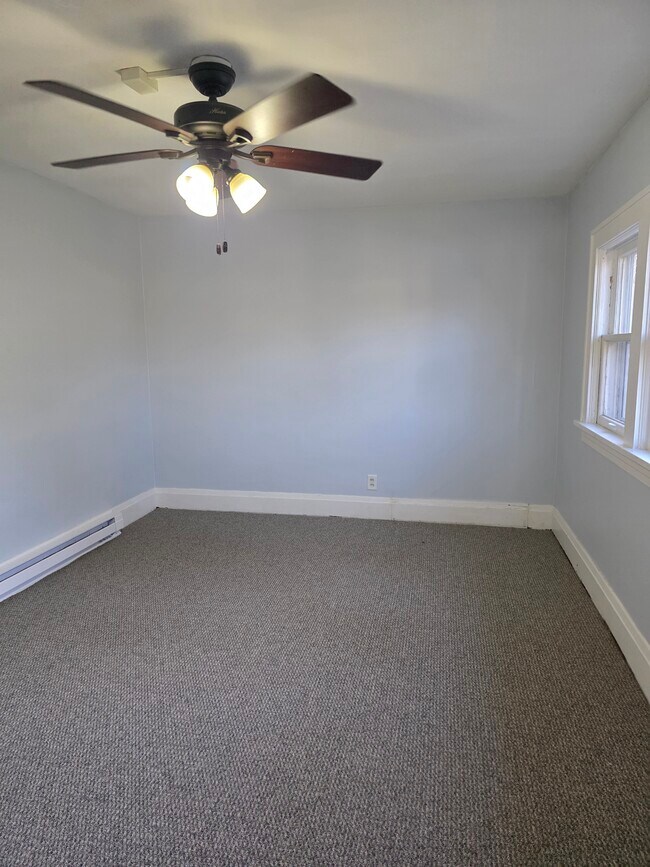 Sala de estar - 117 2nd St N