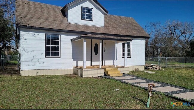 Foto del edificio - 205 E M.L.K. Jr Blvd