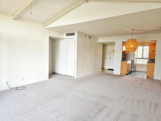 Foto del edificio - 1415 N Sunrise Way