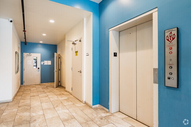 Foto del vestíbulo - Innerbelt Lofts