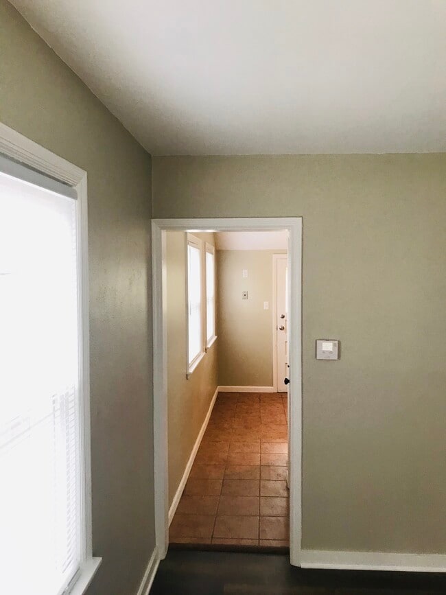 Foto del edificio - 4234 Elliot Ave