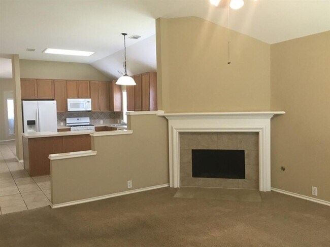 Building Photo - 5018 Beechknoll Ln