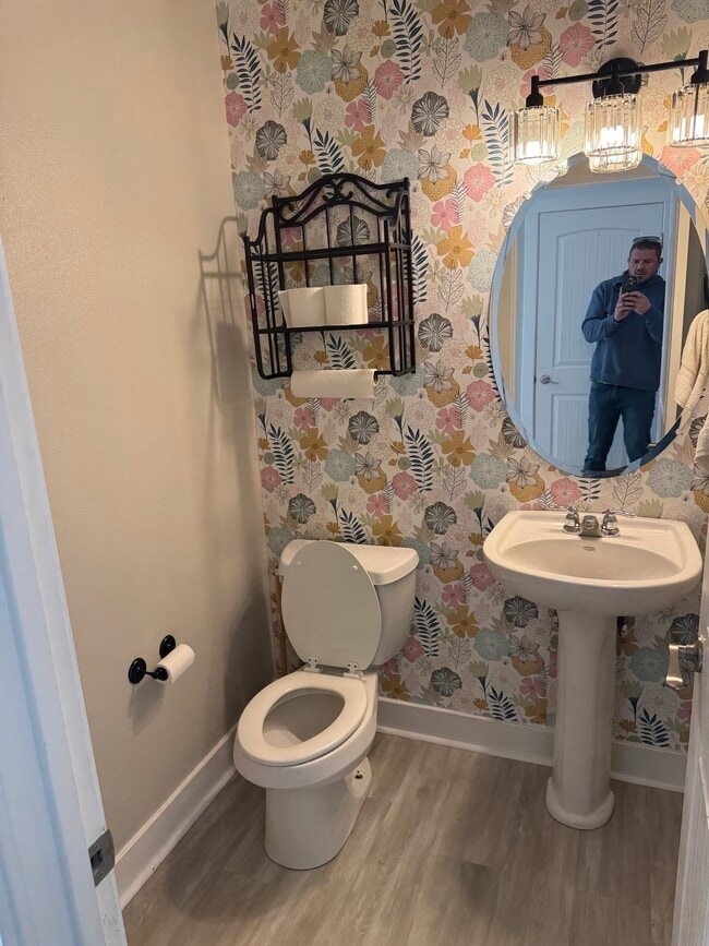 Foto del edificio - 5261 Schreiner Dr