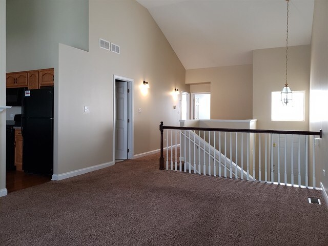 Building Photo - 25729 Sunrise Dr