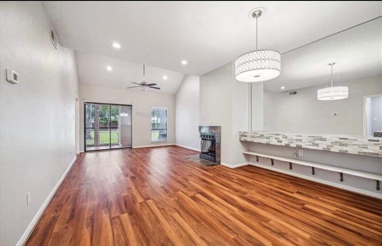 Foto principal - 4144 Greystone Way