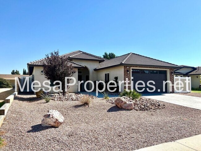 Building Photo - 12839 Rolling Ridge Dr