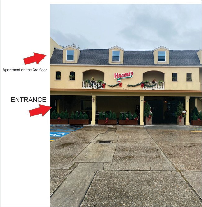 Front entrance - 4411 Chastant St