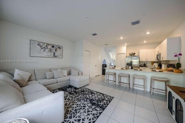 Foto del edificio - 12869 SW 233rd Terrace