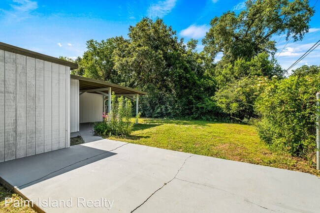 Building Photo - 3 br, 2 bath House - 331 W. Pinestead Rd