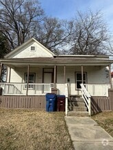 Building Photo - 1003 N 7th St