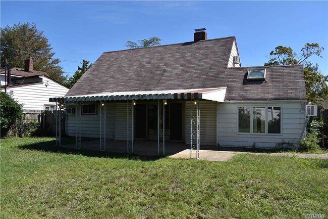 Building Photo - 6 Barrel Ln