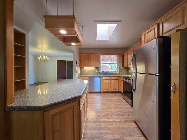 Foto del edificio - 112 Calle Palomita