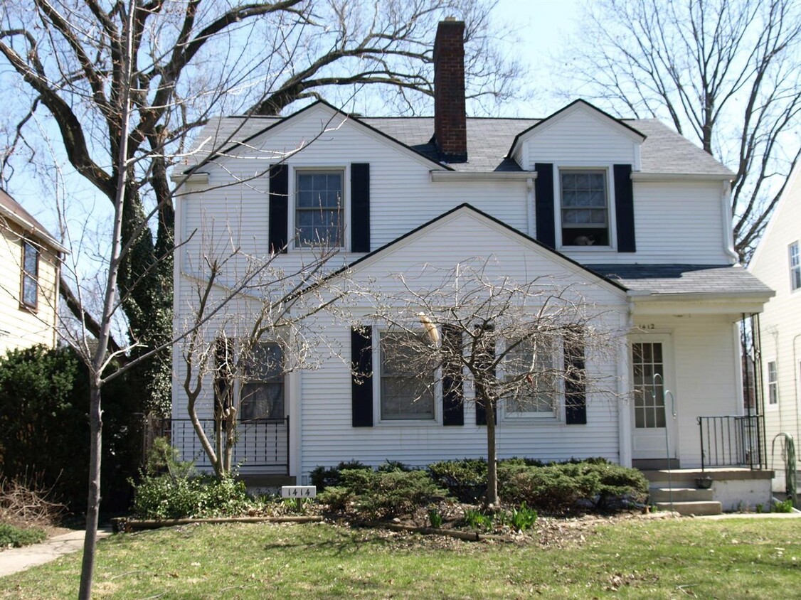 Primary Photo - 1412-1414 Virginia Ave