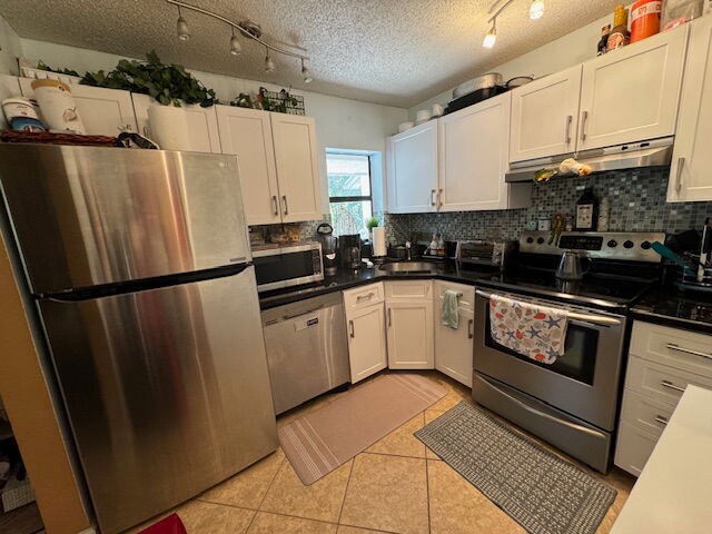 Photo - 4689 NW 22nd St Apartment