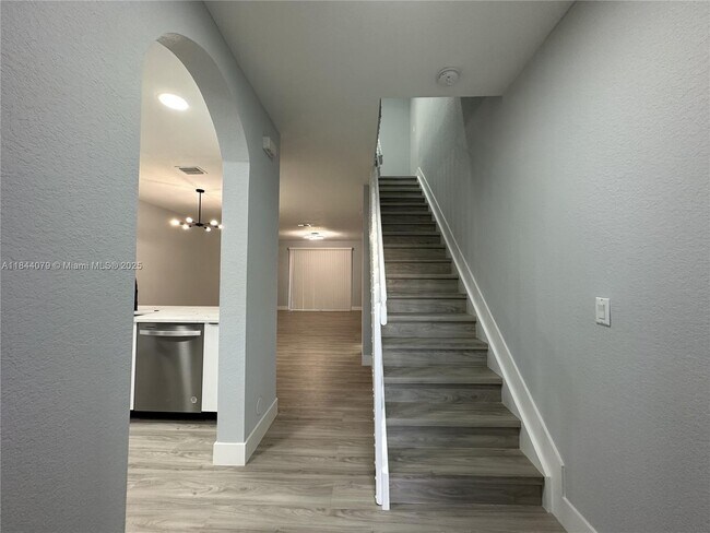 Foto del edificio - 2764 SW 83rd Ave