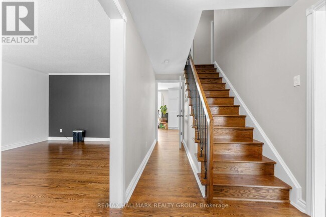 Photo du bâtiment - 2018 Woodglen Crescent
