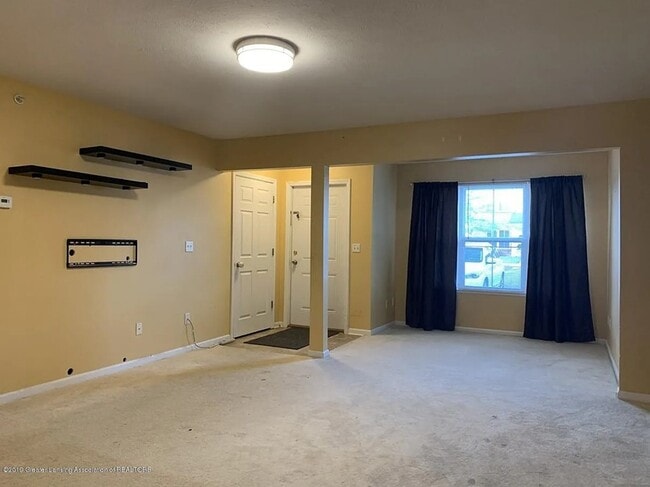 Building Photo - 12948 Townsend Dr