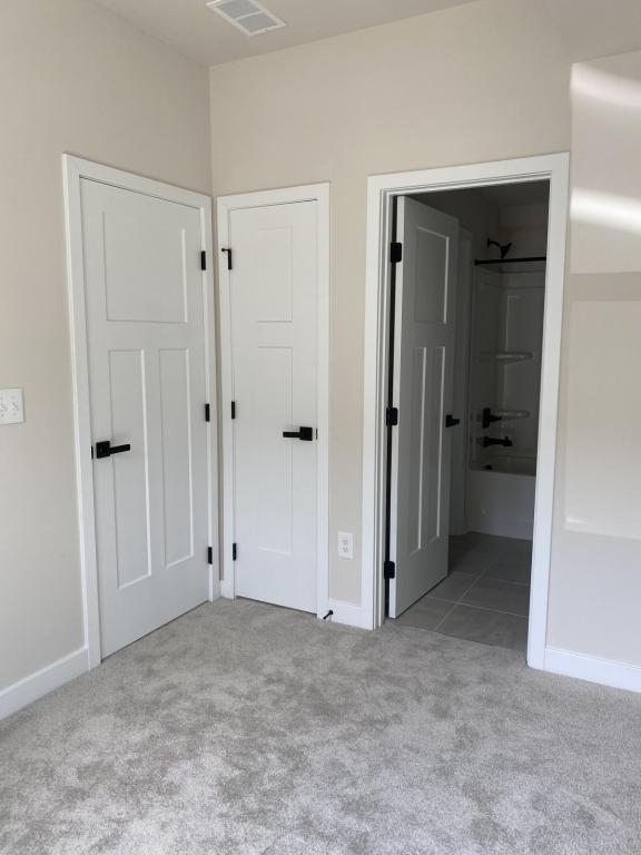 Building Photo - 124 Galil Dr