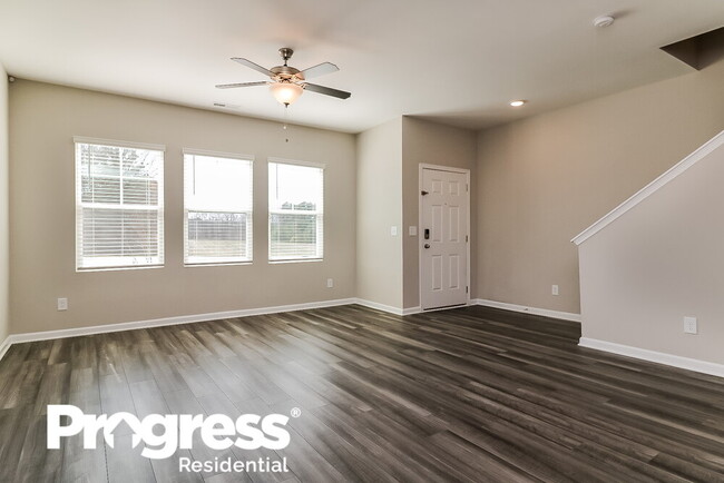Foto del edificio - 608 Wendell Falls Pkwy