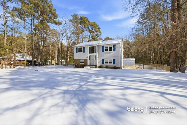 Foto del edificio - 15390 Matthews Manor Rd